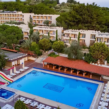 Hotel Pigale 3*