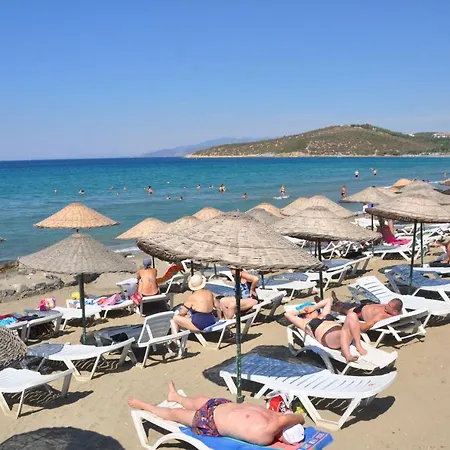 Pigale Beach Отель